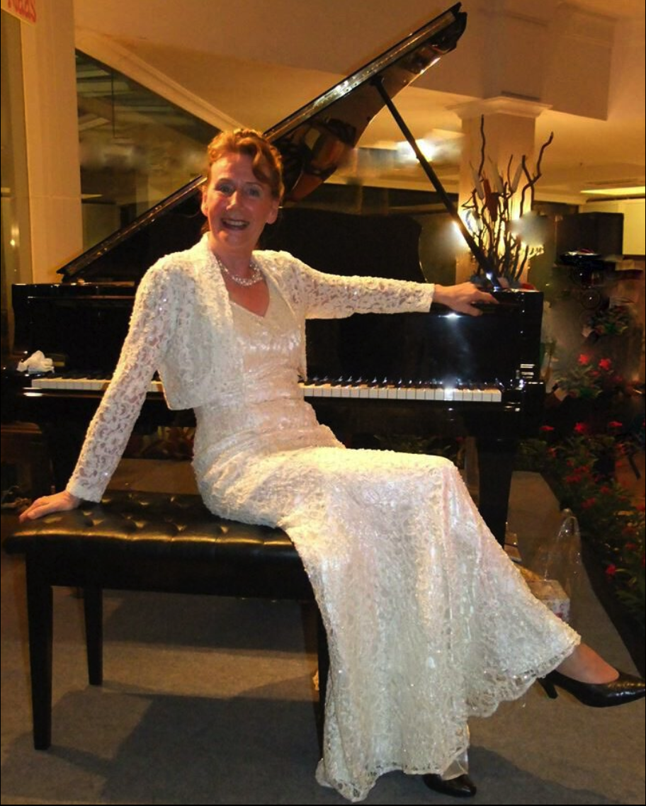 Regina Albrink - Solo Piano Kerstspecial